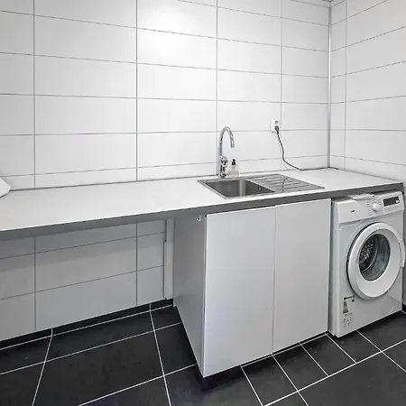 3 Bedroom Awesome In Vinje דירה