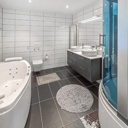 3 Bedroom Awesome In Vinje Amot (Telemark)