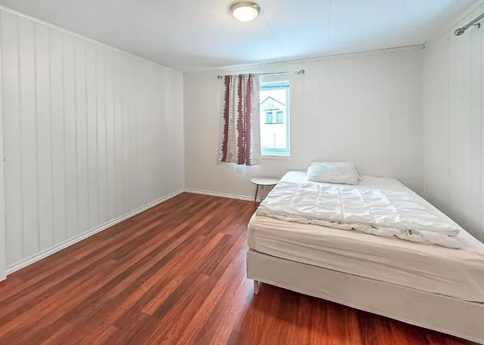 3 Bedroom Awesome In Vinje Leilighet