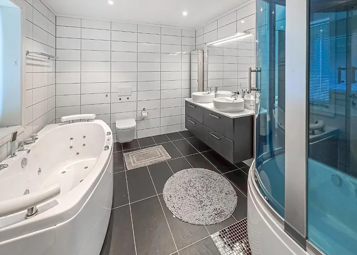 3 Bedroom Awesome In Vinje Amot (Telemark)